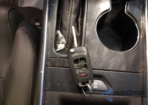 2015 Chevrolet Impala 1Lt from USA, damaged, VIN 2G1115SL2F9200035